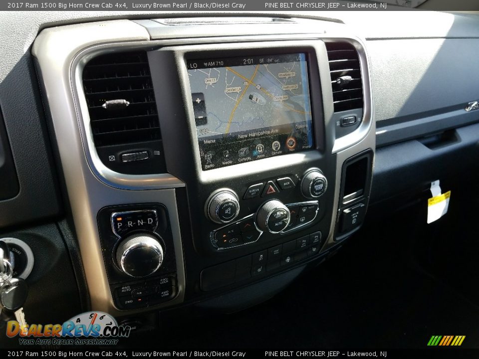 2017 Ram 1500 Big Horn Crew Cab 4x4 Luxury Brown Pearl / Black/Diesel Gray Photo #10