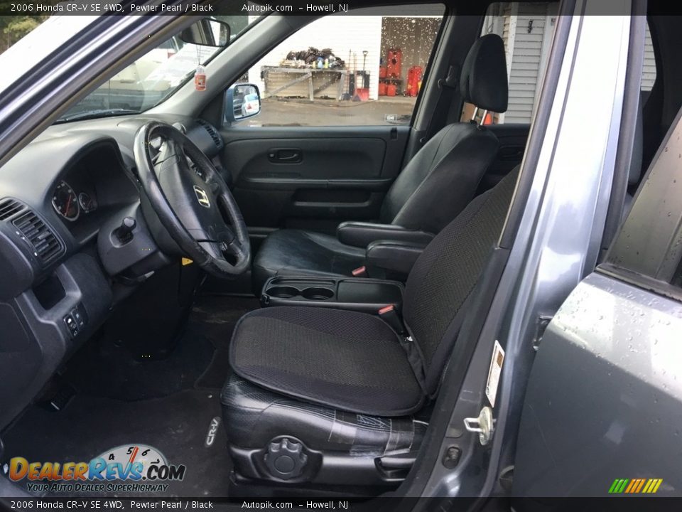 2006 Honda CR-V SE 4WD Pewter Pearl / Black Photo #13