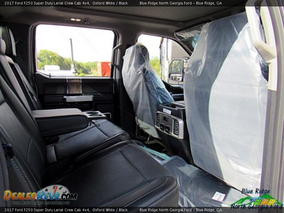 2017 Ford F250 Super Duty Lariat Crew Cab 4x4 Oxford White / Black Photo #15