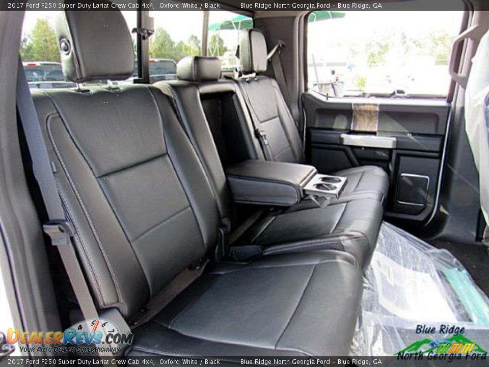 2017 Ford F250 Super Duty Lariat Crew Cab 4x4 Oxford White / Black Photo #16