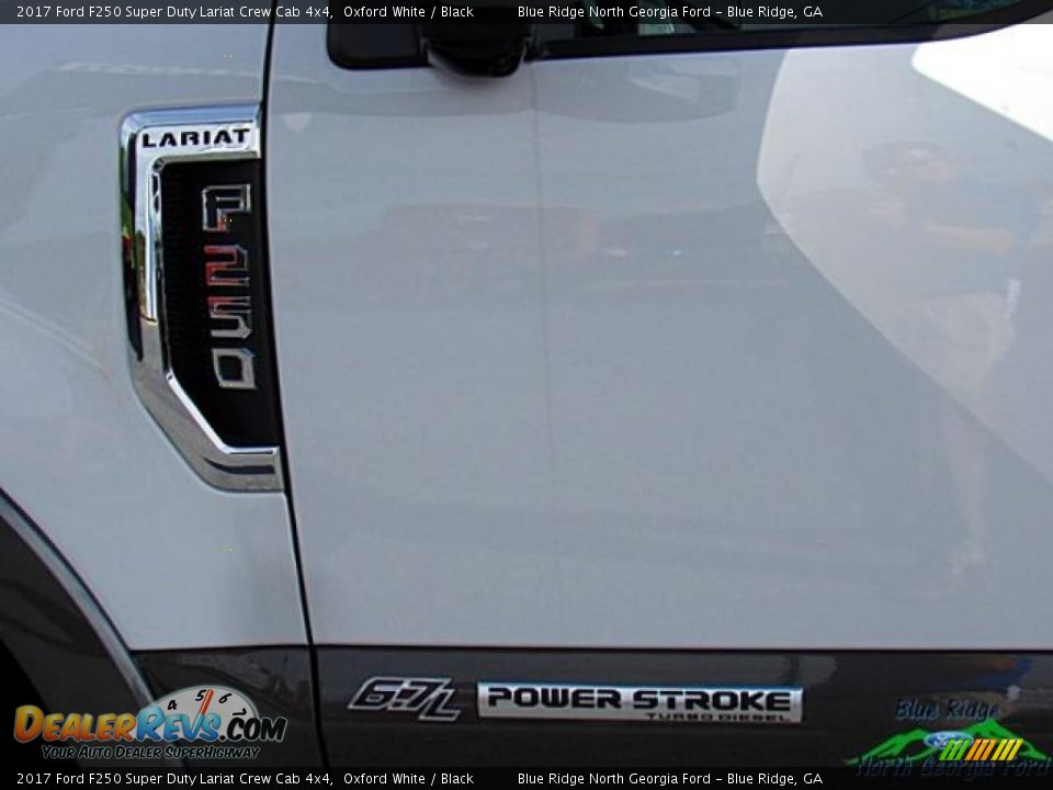2017 Ford F250 Super Duty Lariat Crew Cab 4x4 Oxford White / Black Photo #33
