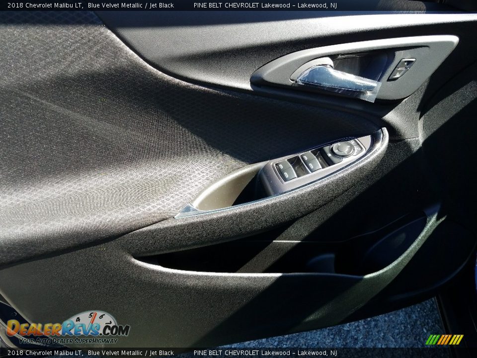2018 Chevrolet Malibu LT Blue Velvet Metallic / Jet Black Photo #8