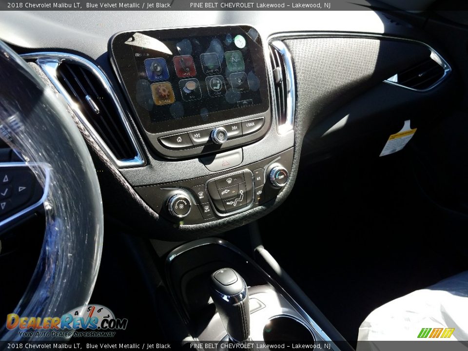2018 Chevrolet Malibu LT Blue Velvet Metallic / Jet Black Photo #10