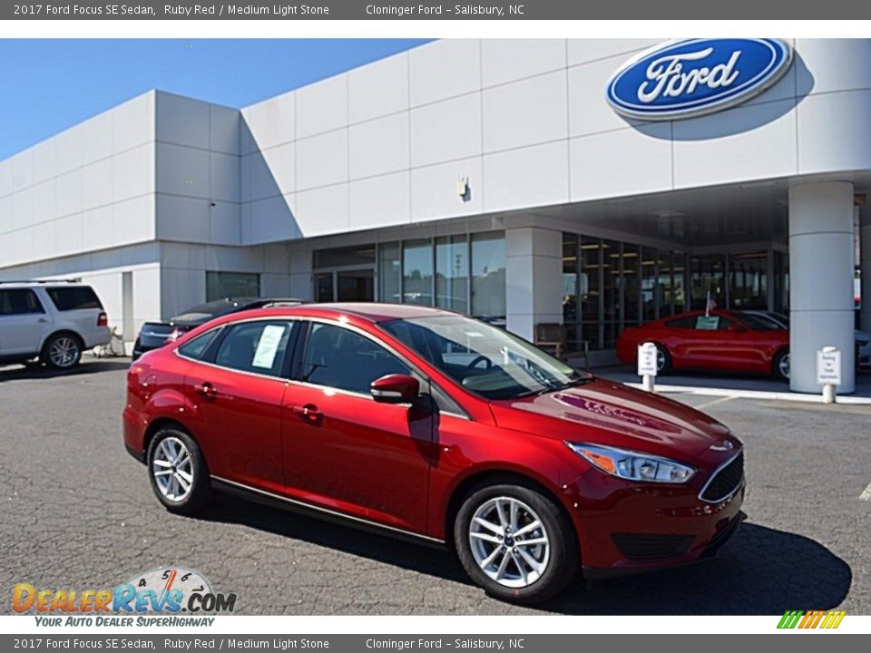 2017 Ford Focus SE Sedan Ruby Red / Medium Light Stone Photo #1