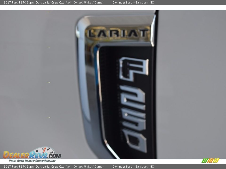 2017 Ford F250 Super Duty Lariat Crew Cab 4x4 Oxford White / Camel Photo #5