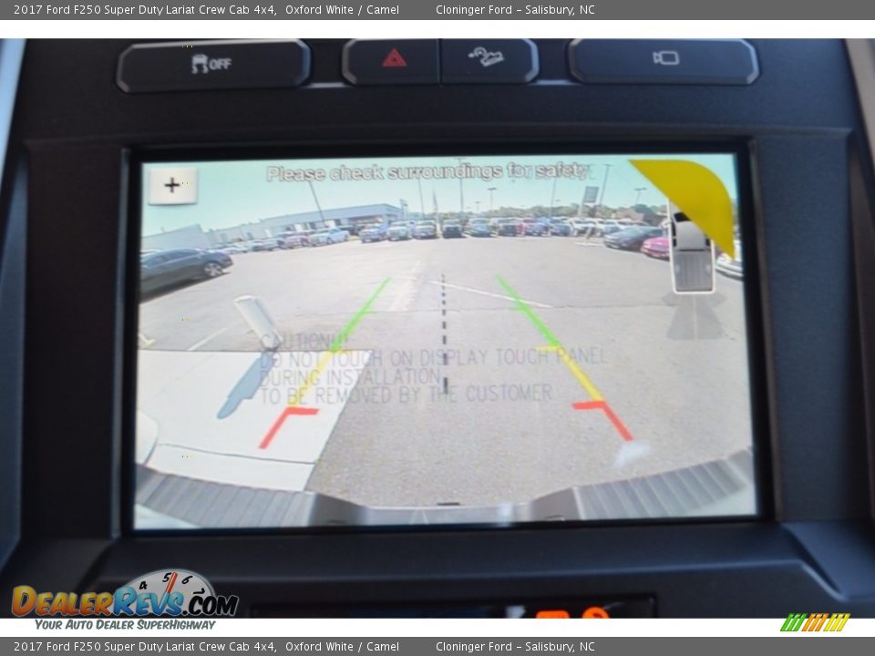 2017 Ford F250 Super Duty Lariat Crew Cab 4x4 Oxford White / Camel Photo #16