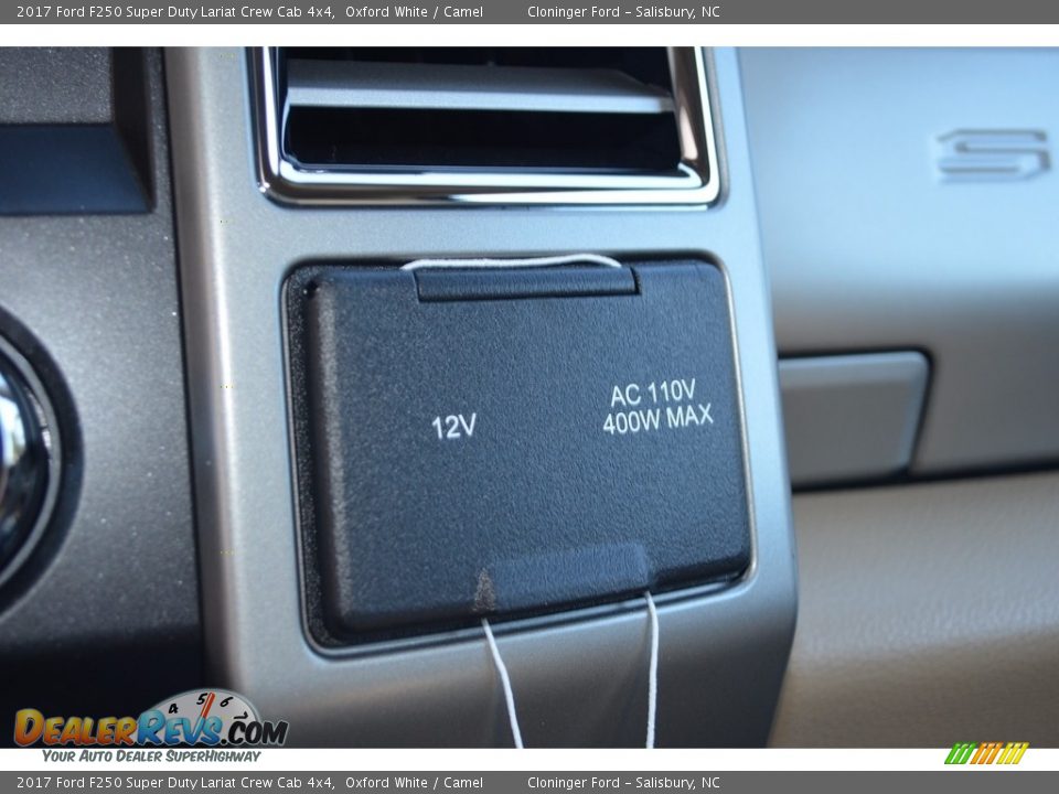 2017 Ford F250 Super Duty Lariat Crew Cab 4x4 Oxford White / Camel Photo #19