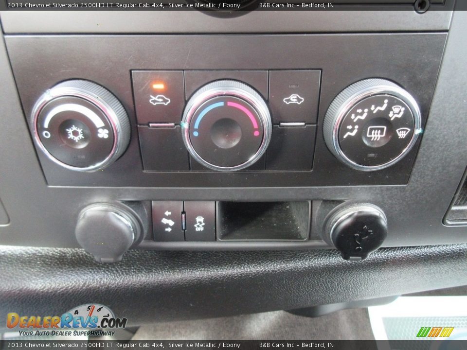 2013 Chevrolet Silverado 2500HD LT Regular Cab 4x4 Silver Ice Metallic / Ebony Photo #30