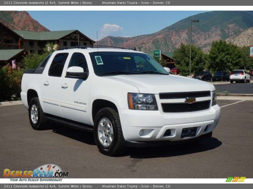 2011 Chevrolet Avalanche LS 4x4 Summit White / Ebony Photo #4