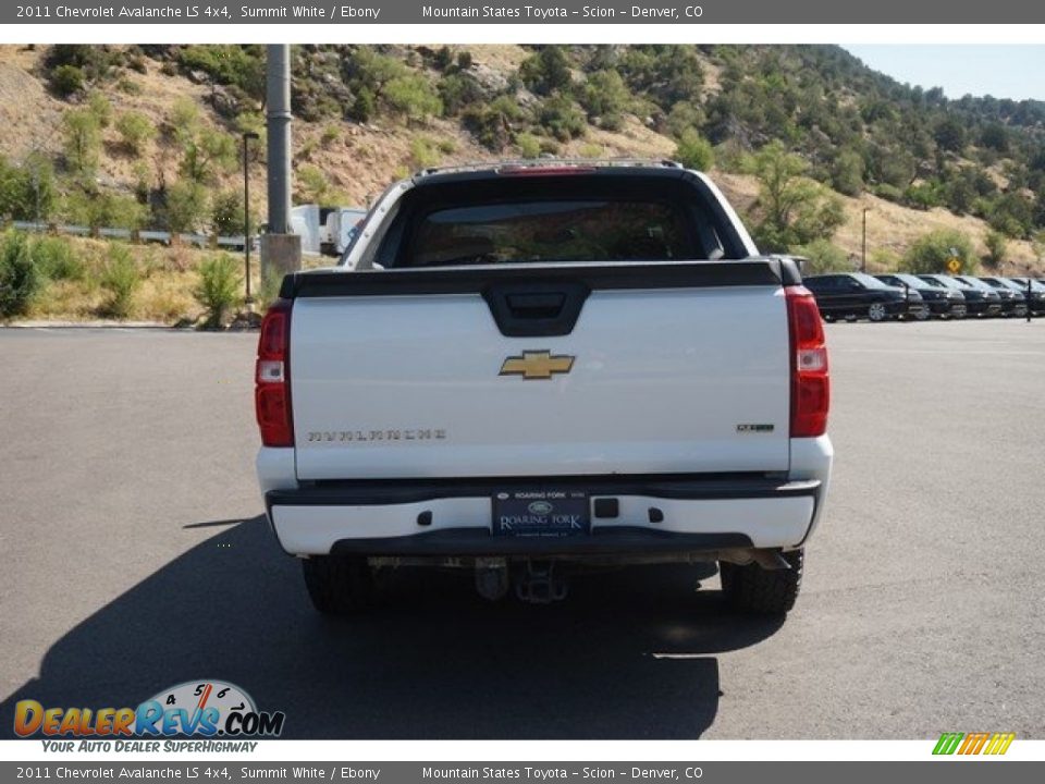 2011 Chevrolet Avalanche LS 4x4 Summit White / Ebony Photo #7
