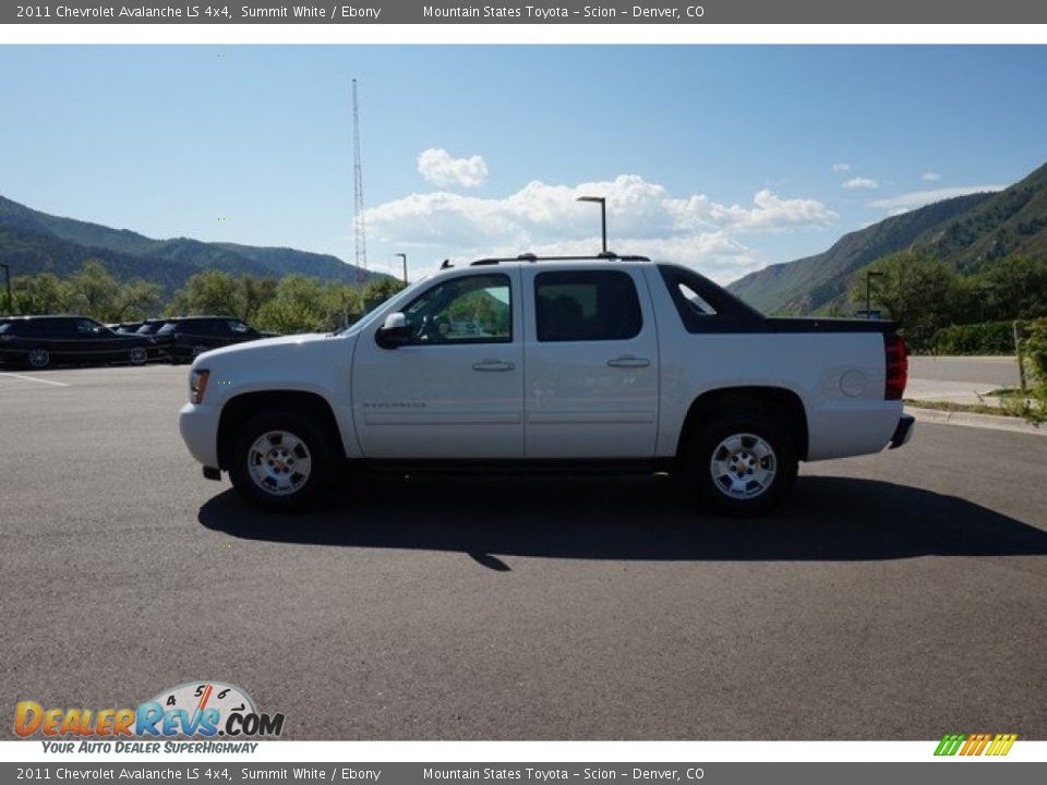2011 Chevrolet Avalanche LS 4x4 Summit White / Ebony Photo #9