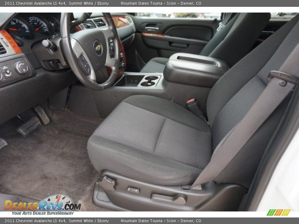 2011 Chevrolet Avalanche LS 4x4 Summit White / Ebony Photo #11