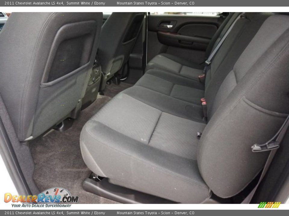 2011 Chevrolet Avalanche LS 4x4 Summit White / Ebony Photo #12