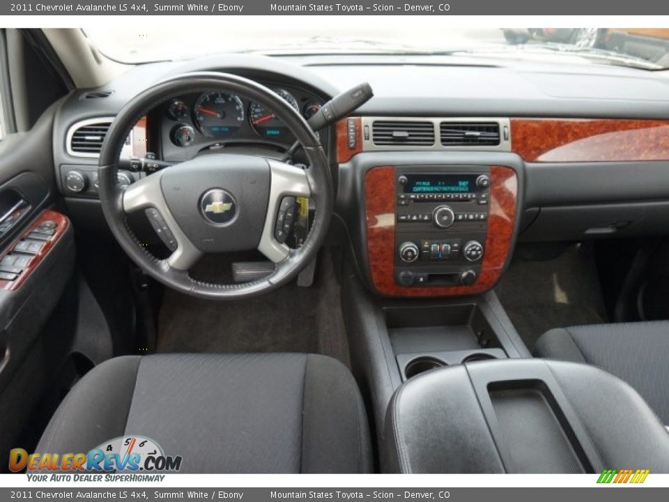 2011 Chevrolet Avalanche LS 4x4 Summit White / Ebony Photo #13