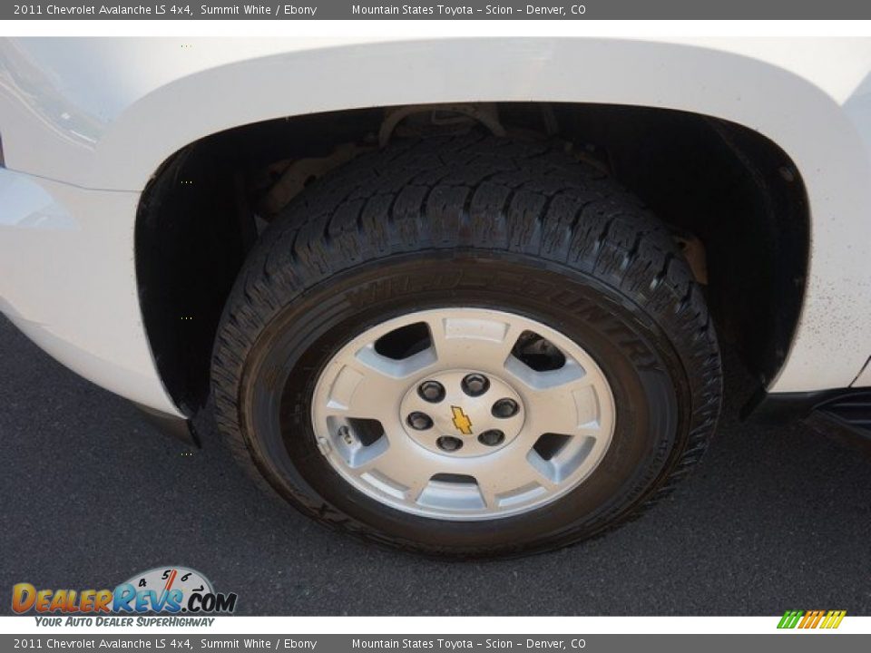2011 Chevrolet Avalanche LS 4x4 Summit White / Ebony Photo #21