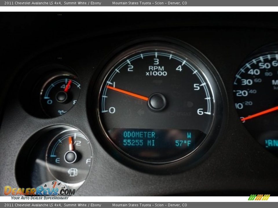 2011 Chevrolet Avalanche LS 4x4 Summit White / Ebony Photo #23