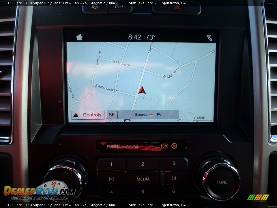 2017 Ford F350 Super Duty Lariat Crew Cab 4x4 Magnetic / Black Photo #17