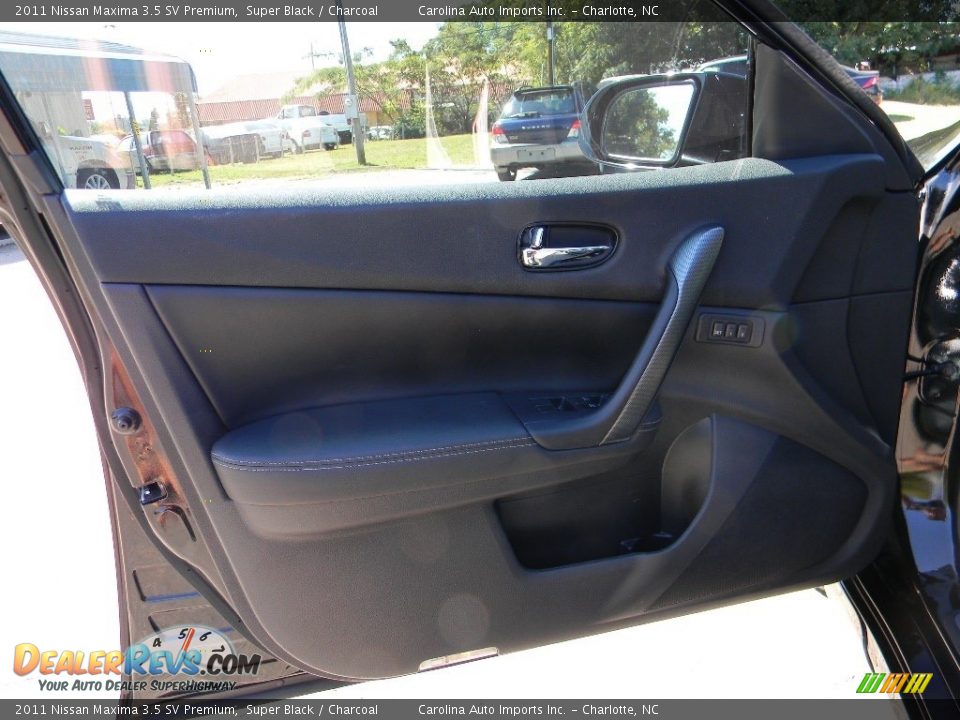 2011 Nissan Maxima 3.5 SV Premium Super Black / Charcoal Photo #18