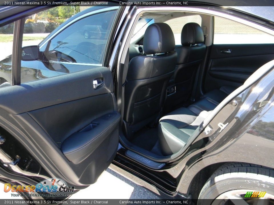 2011 Nissan Maxima 3.5 SV Premium Super Black / Charcoal Photo #20