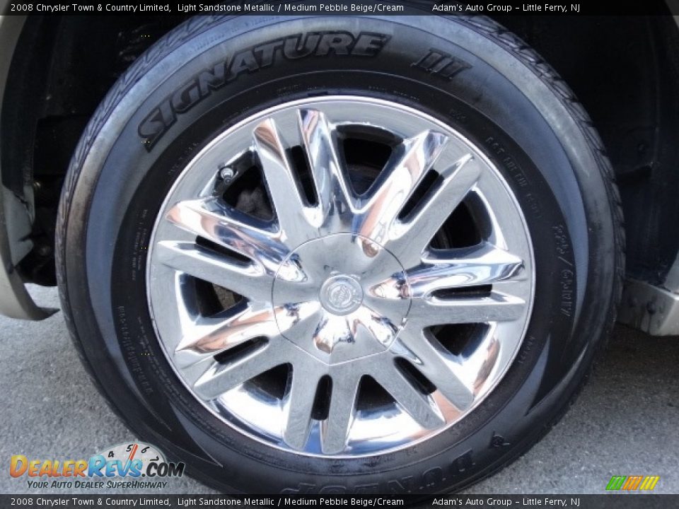 2008 Chrysler Town & Country Limited Light Sandstone Metallic / Medium Pebble Beige/Cream Photo #10