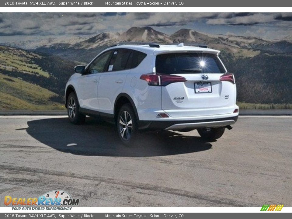 2018 Toyota RAV4 XLE AWD Super White / Black Photo #3