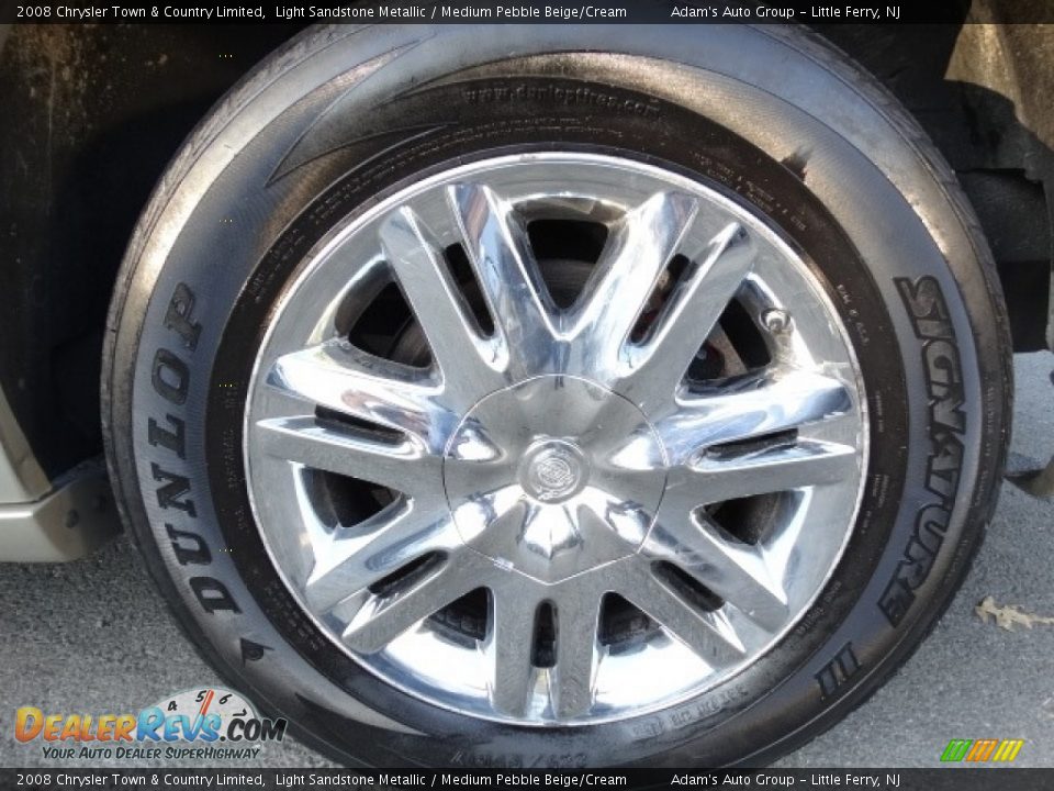 2008 Chrysler Town & Country Limited Light Sandstone Metallic / Medium Pebble Beige/Cream Photo #11