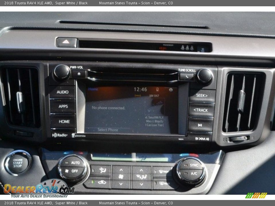 2018 Toyota RAV4 XLE AWD Super White / Black Photo #6