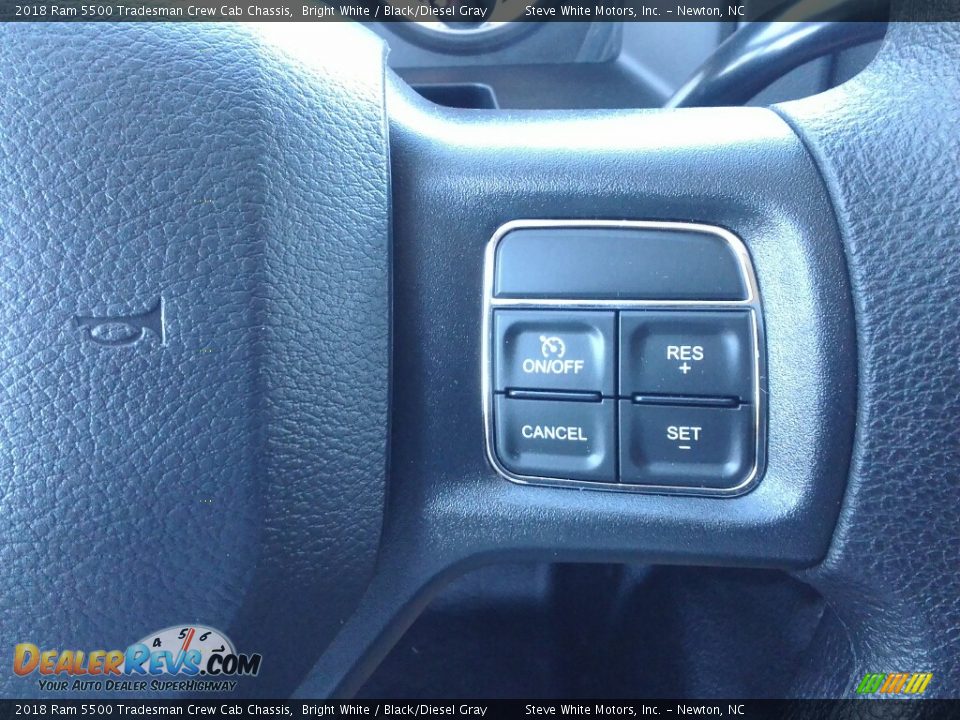 2018 Ram 5500 Tradesman Crew Cab Chassis Bright White / Black/Diesel Gray Photo #12