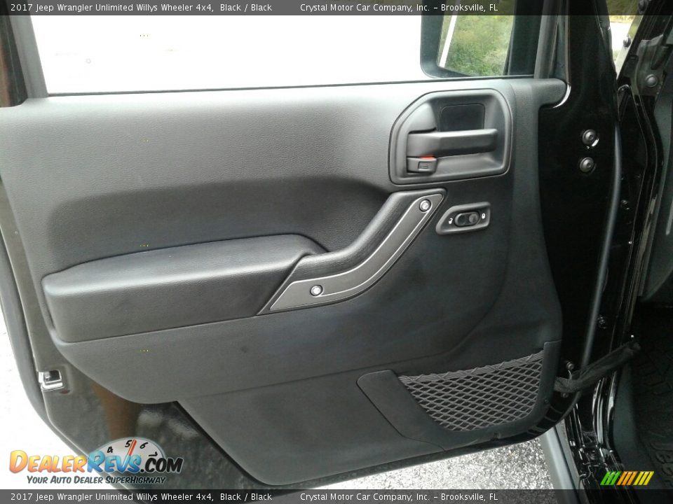 2017 Jeep Wrangler Unlimited Willys Wheeler 4x4 Black / Black Photo #17