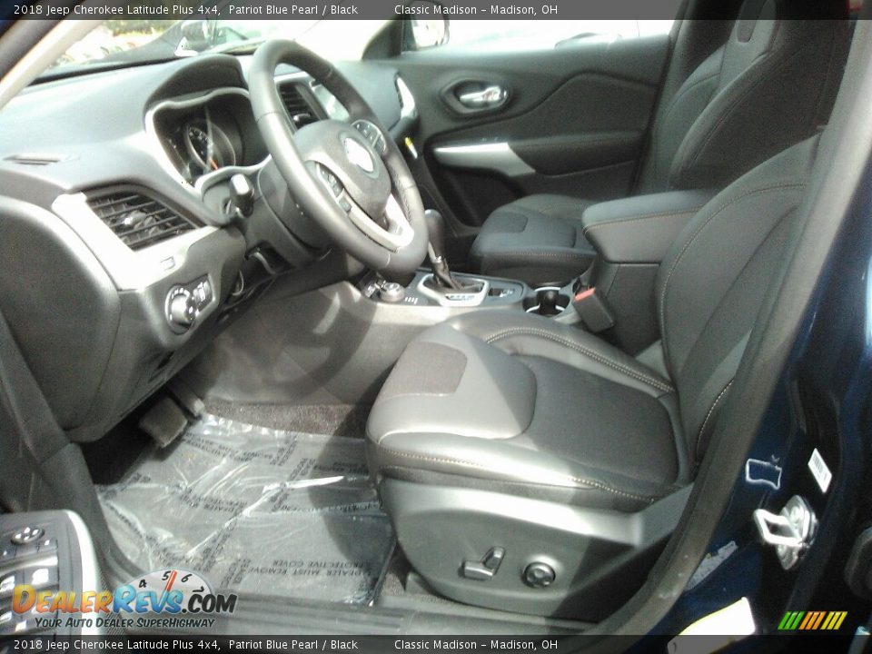 2018 Jeep Cherokee Latitude Plus 4x4 Patriot Blue Pearl / Black Photo #4