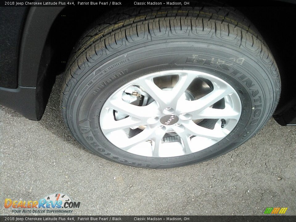 2018 Jeep Cherokee Latitude Plus 4x4 Patriot Blue Pearl / Black Photo #13