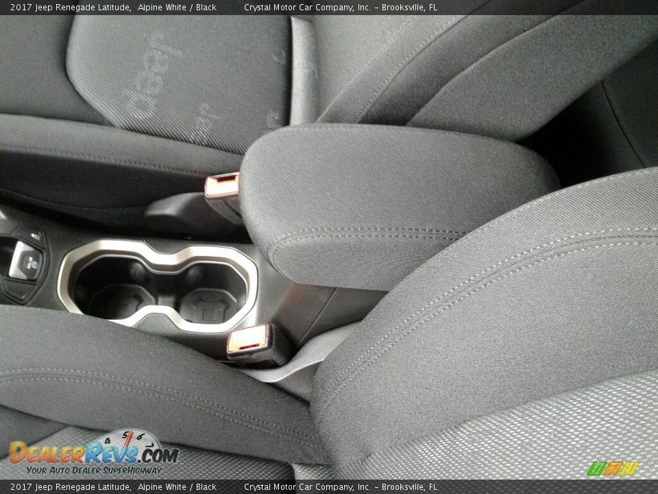 2017 Jeep Renegade Latitude Alpine White / Black Photo #18