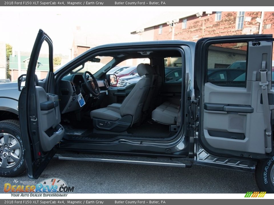 2018 Ford F150 XLT SuperCab 4x4 Magnetic / Earth Gray Photo #9