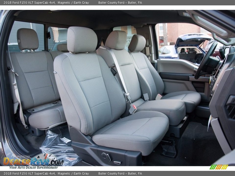 2018 Ford F150 XLT SuperCab 4x4 Magnetic / Earth Gray Photo #10
