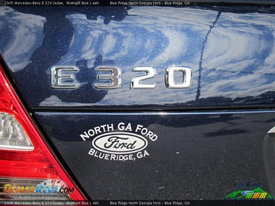 2005 Mercedes-Benz E 320 Sedan Midnight Blue / Ash Photo #30