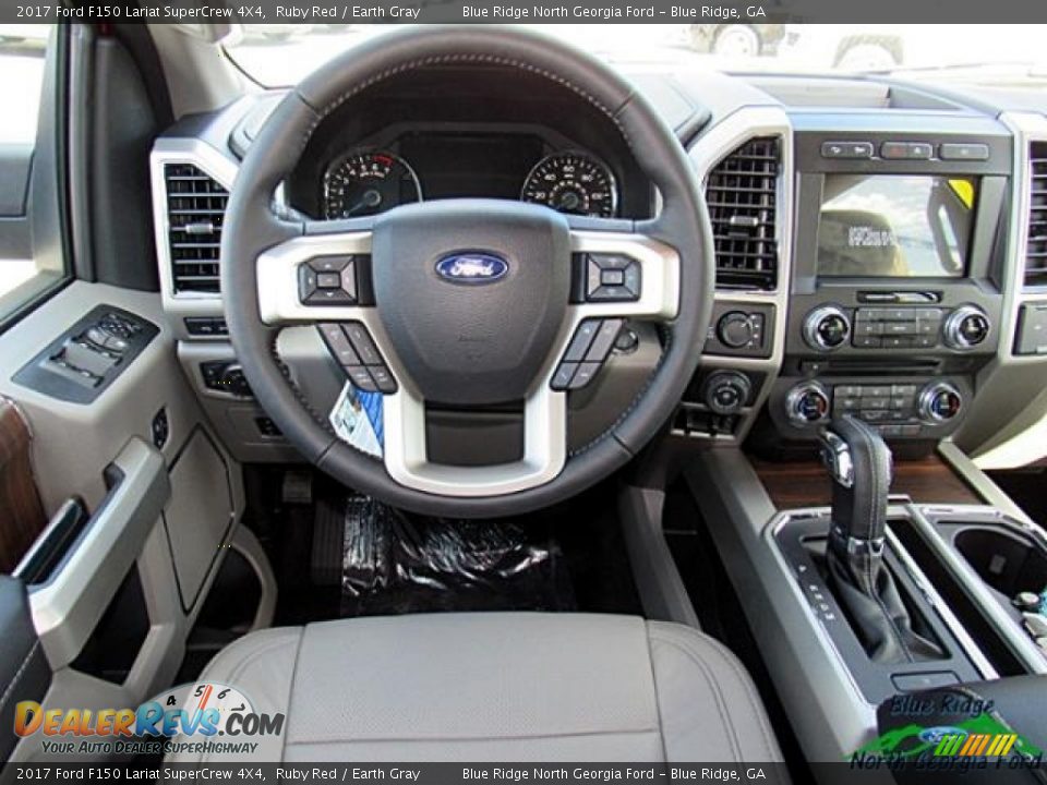 2017 Ford F150 Lariat SuperCrew 4X4 Ruby Red / Earth Gray Photo #15