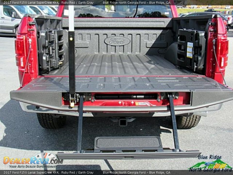 2017 Ford F150 Lariat SuperCrew 4X4 Ruby Red / Earth Gray Photo #27
