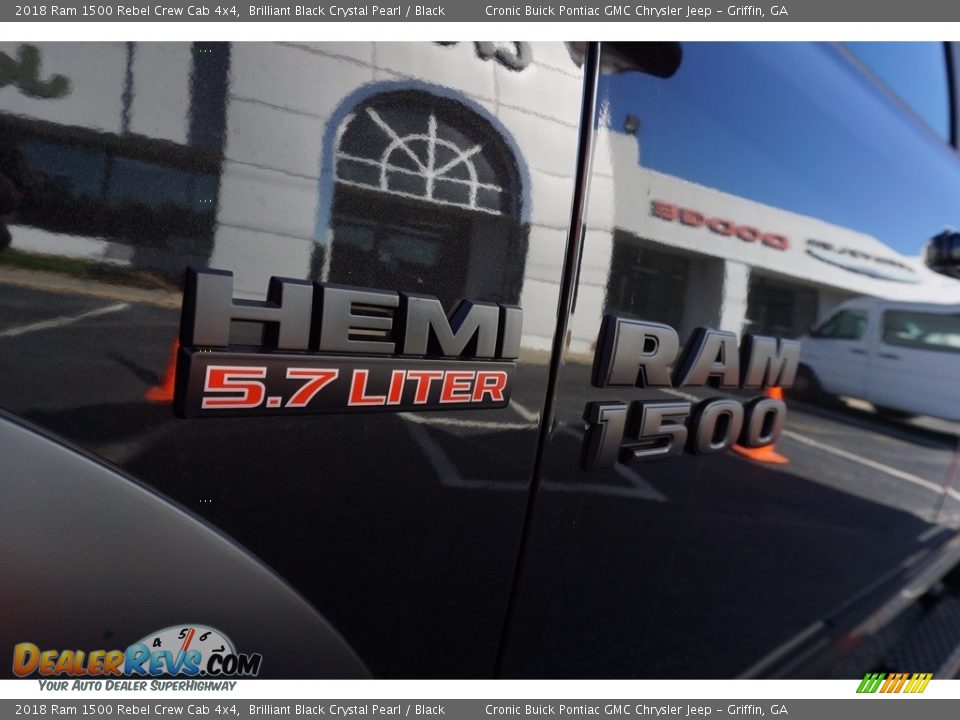 2018 Ram 1500 Rebel Crew Cab 4x4 Brilliant Black Crystal Pearl / Black Photo #10