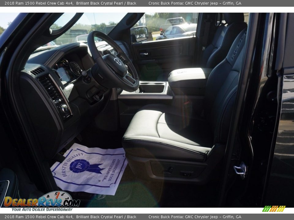 2018 Ram 1500 Rebel Crew Cab 4x4 Brilliant Black Crystal Pearl / Black Photo #11