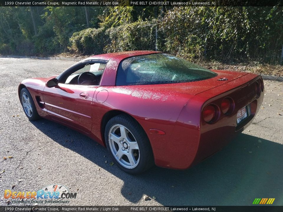 1999 Chevrolet Corvette Coupe Magnetic Red Metallic / Light Oak Photo #2