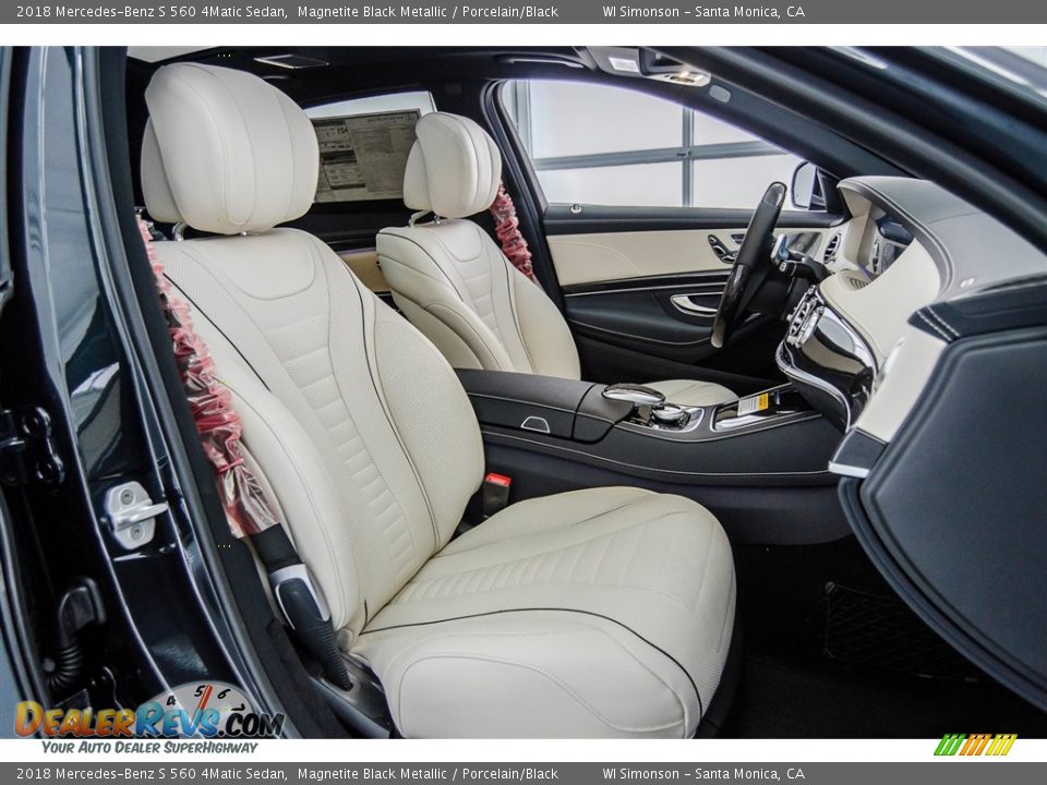 Porcelain/Black Interior - 2018 Mercedes-Benz S 560 4Matic Sedan Photo #2