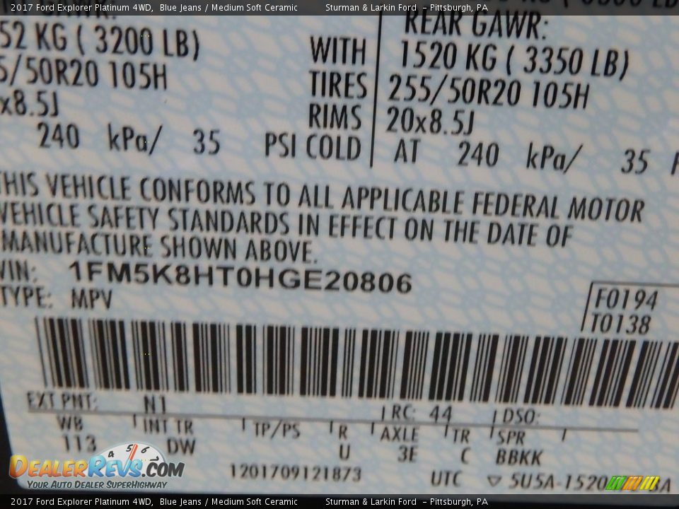 2017 Ford Explorer Platinum 4WD Blue Jeans / Medium Soft Ceramic Photo #11