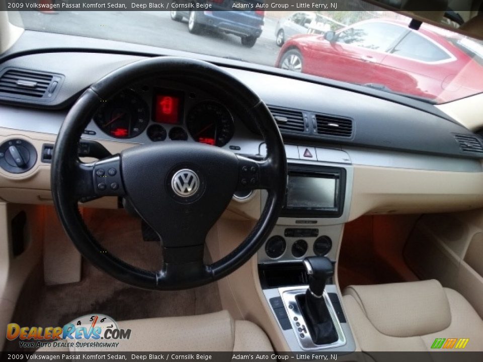 2009 Volkswagen Passat Komfort Sedan Deep Black / Cornsilk Beige Photo #16