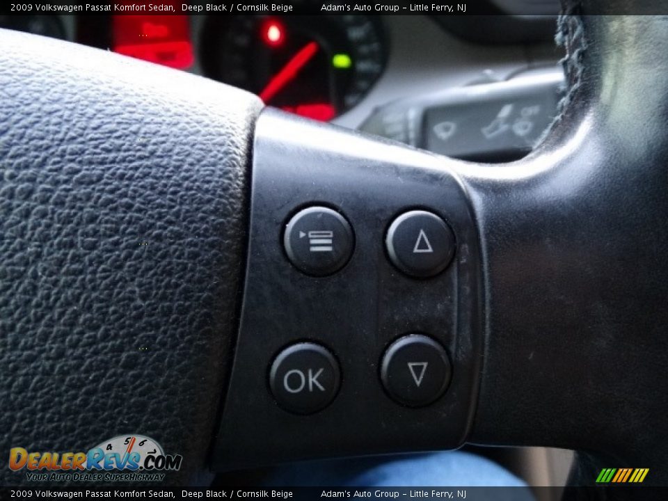 2009 Volkswagen Passat Komfort Sedan Deep Black / Cornsilk Beige Photo #20