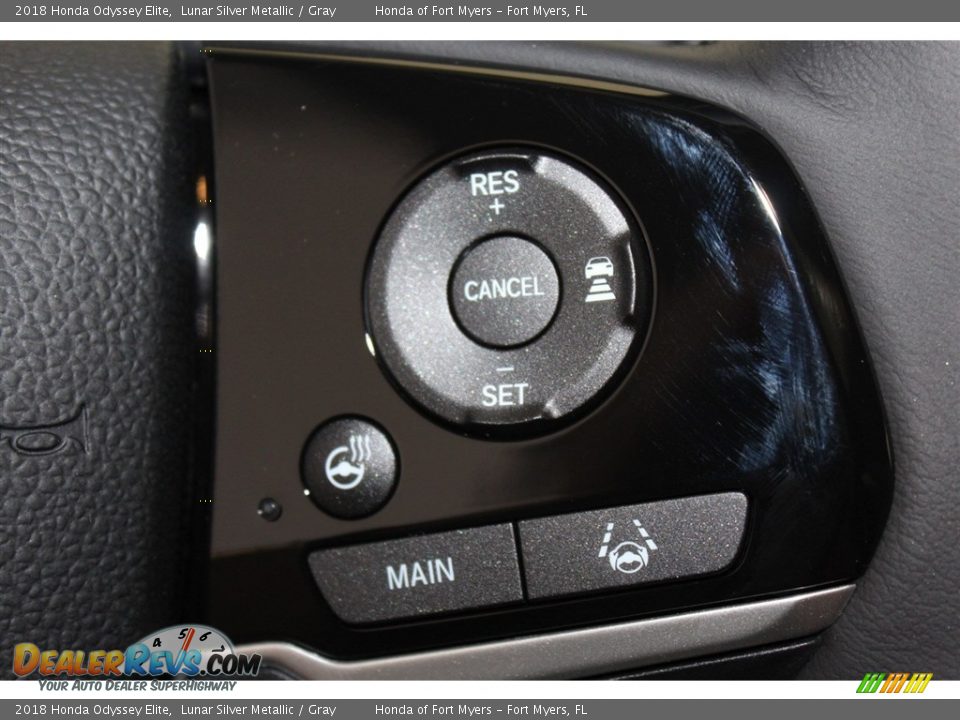 2018 Honda Odyssey Elite Lunar Silver Metallic / Gray Photo #16