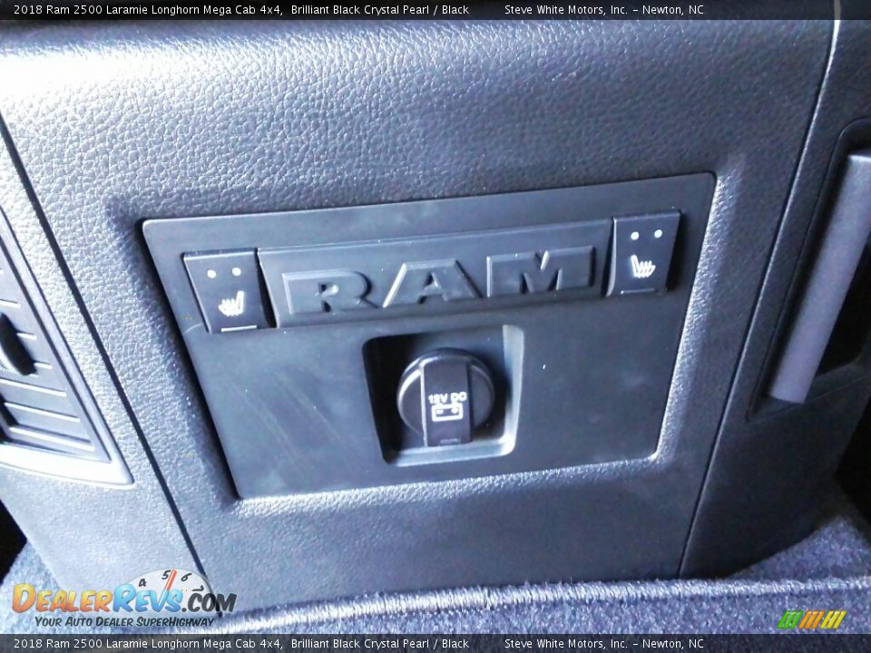 2018 Ram 2500 Laramie Longhorn Mega Cab 4x4 Brilliant Black Crystal Pearl / Black Photo #31