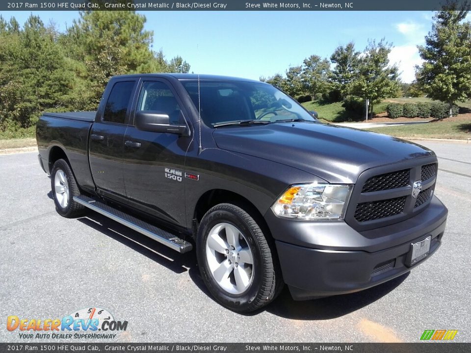 Front 3/4 View of 2017 Ram 1500 HFE Quad Cab Photo #4