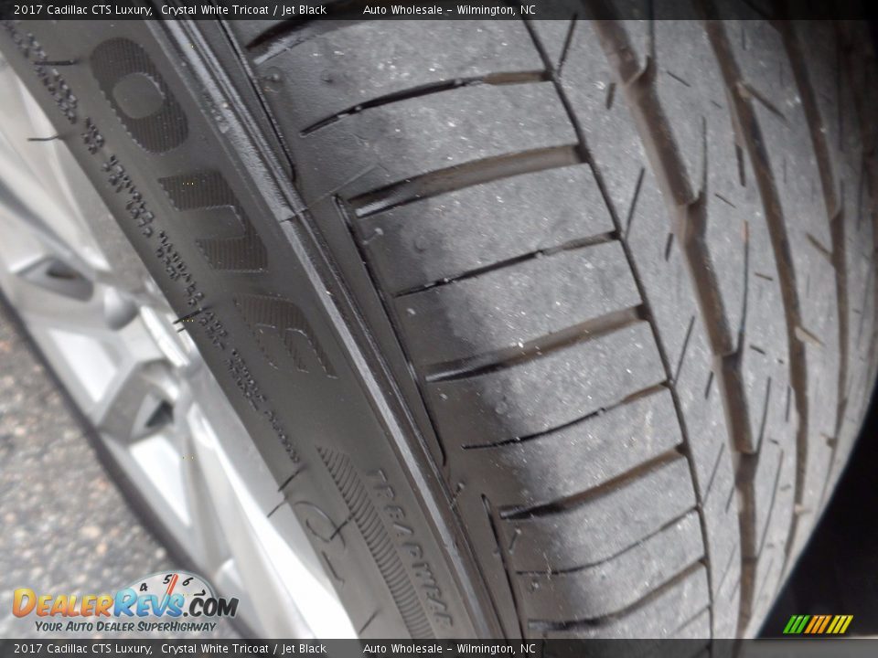 2017 Cadillac CTS Luxury Crystal White Tricoat / Jet Black Photo #8