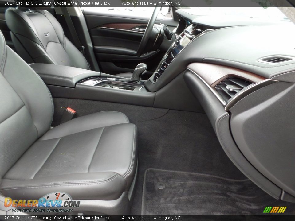 Front Seat of 2017 Cadillac CTS Luxury Photo #13