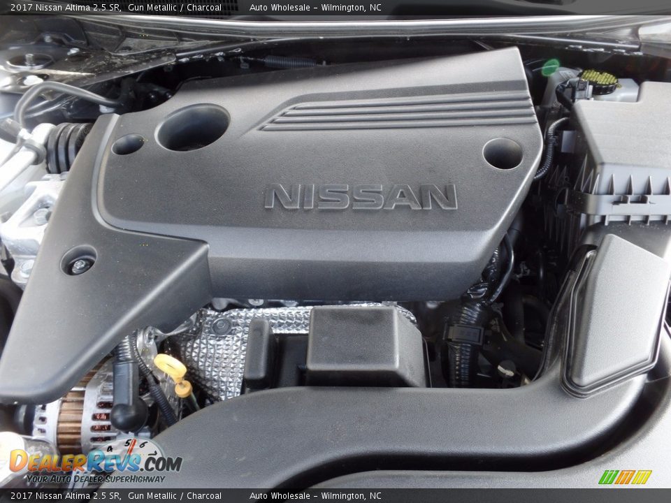 2017 Nissan Altima 2.5 SR Gun Metallic / Charcoal Photo #6